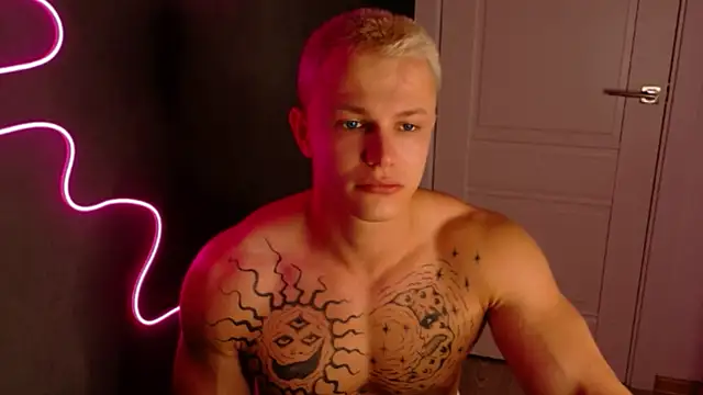 James  Noah online show from October 17, 9:30 pm