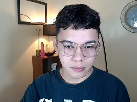 Snapshot of keirflorianxx chatting on September 30, 7:28 pm keirflorianxx online show from September 30, 7:28 pm