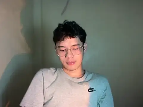 keirflorianxx online show from September 16, 5:25 pm