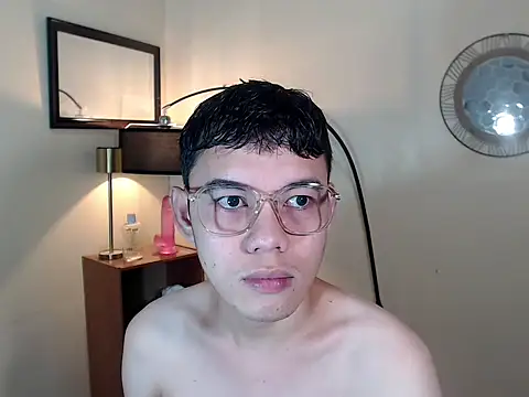 Snapshot of keirflorianxx chatting on October 8, 8:02 pm keirflorianxx online show from October 8, 8:02 pm