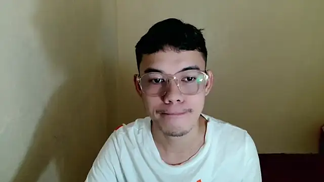 keirflorianxx online show from September 22, 5:56 pm