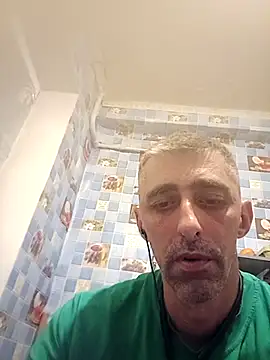 Snapshot of brodjga chatting on October 2, 7:40 pm brodjga online show from October 2, 7:40 pm