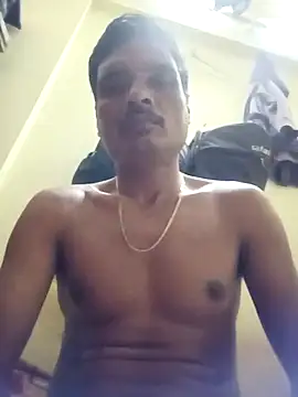 Snapshot of 8133vaibhavh chatting on October 12, 11:32 pm 8133vaibhavh online show from October 12, 11:32 pm