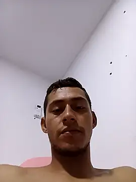 Snapshot of Boy_hot- chatting on September 15, 5:09 am Boy hot- online show from September 15, 5:09 am