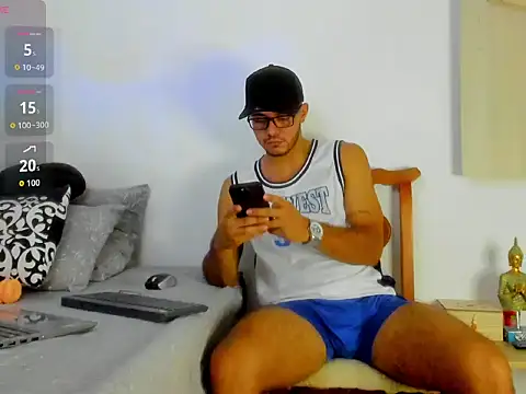 Dusan greyy online show from October 8, 7:02 am