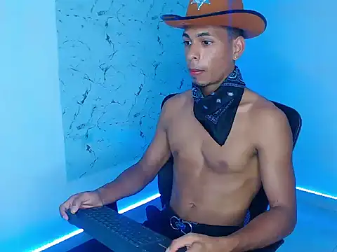 Snapshot of lorian_vikel chatting on September 15, 9:27 pm lorian vikel online show from September 15, 9:27 pm