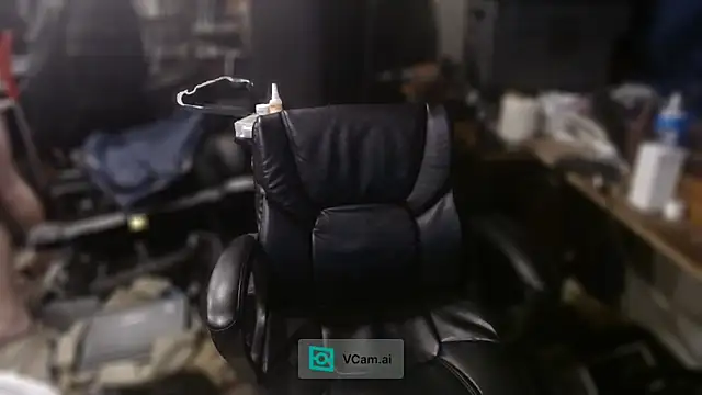 PeterHanglin online show from March 23, 10:10 am