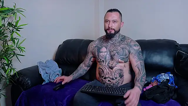 thiago pg566 online show from September 23, 7:13 pm