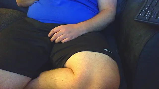 Snapshot of thighguy30 chatting on October 8, 7:40 pm thighguy30 online show from October 8, 7:40 pm