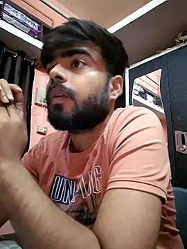 soniriyaa010101 online show from May 11, 6:38 pm
