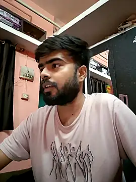 soniriyaa010101 online show from May 13, 7:00 pm