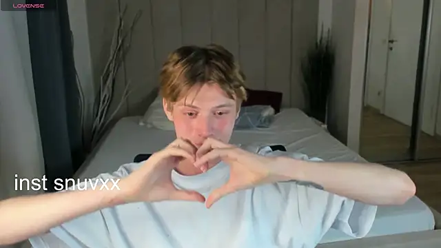 LouieEvans online show from November 2, 8:57 pm