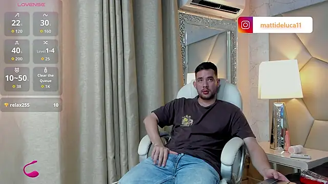 Snapshot of matti_de_lucaa chatting on October 7, 5:50 pm matti de lucaa online show from October 7, 5:50 pm