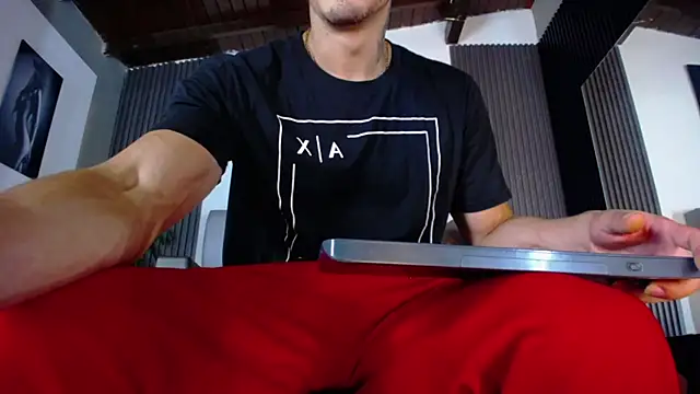 Snapshot of John_Apolo1 chatting on September 13, 12:39 pm John Apolo1 online show from September 13, 12:39 pm