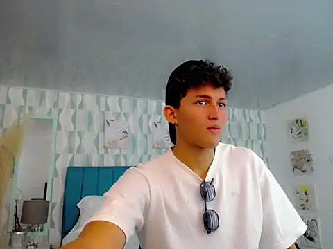 Snapshot of Axel_savage chatting on September 26, 12:36 pm Axel savage online show from September 26, 12:36 pm