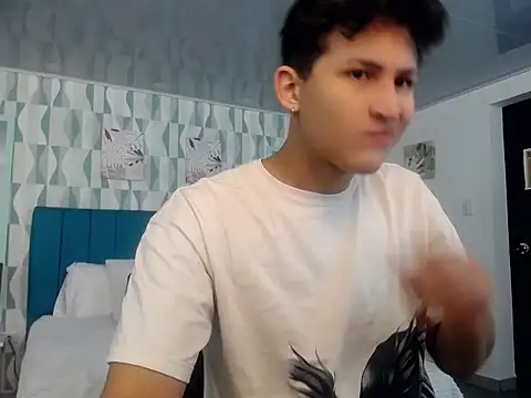 Snapshot of Axel_savage chatting on September 29, 12:24 pm Axel savage online show from September 29, 12:24 pm
