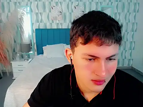 Axel savage online show from November 23, 1:00 pm