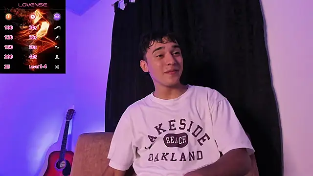 Austin Cardieff  online show from September 13, 1:28 am