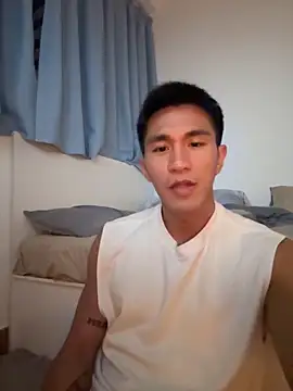 Snapshot of gooodboiii chatting on September 28, 3:54 pm gooodboiii online show from September 28, 3:54 pm