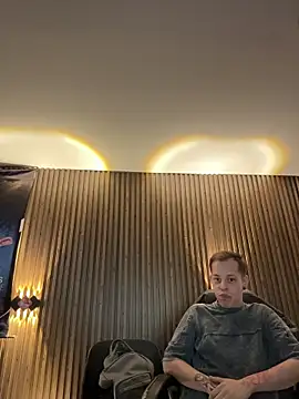 dimitryivanovv online show from November 9, 7:12 am