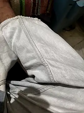 Snapshot of theindianjason chatting on October 13, 2:39 am theindianjason online show from October 13, 2:39 am