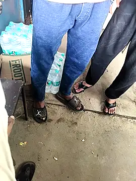 Snapshot of theindianjason chatting on October 15, 8:22 am theindianjason online show from October 15, 8:22 am