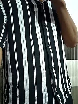 Snapshot of theindianjason chatting on October 14, 2:40 am theindianjason online show from October 14, 2:40 am