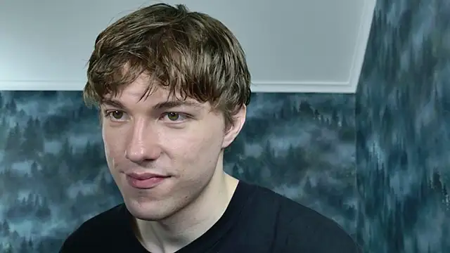 Snapshot of MarkShot_ chatting on October 28, 5:37 pm MarkShot online show from October 28, 5:37 pm