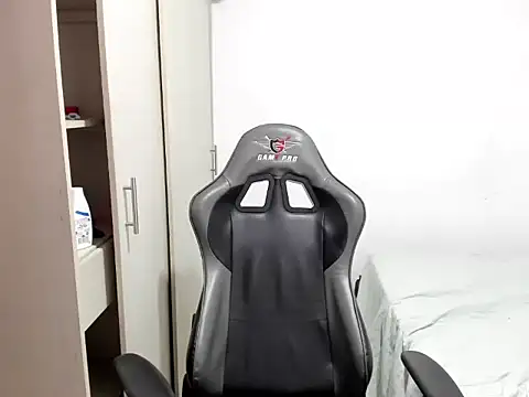 jhony dickm online show from October 26, 8:00 pm