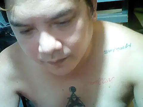 Snapshot of Divo05 chatting on September 16, 2:29 pm Divo05 online show from September 16, 2:29 pm