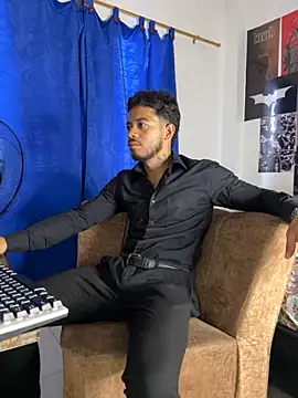 Snapshot of DavideVentura_ chatting on September 15, 4:52 pm DavideVentura online show from September 15, 4:52 pm