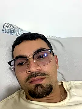 SantiGxxx33 online show from October 9, 1:21 am