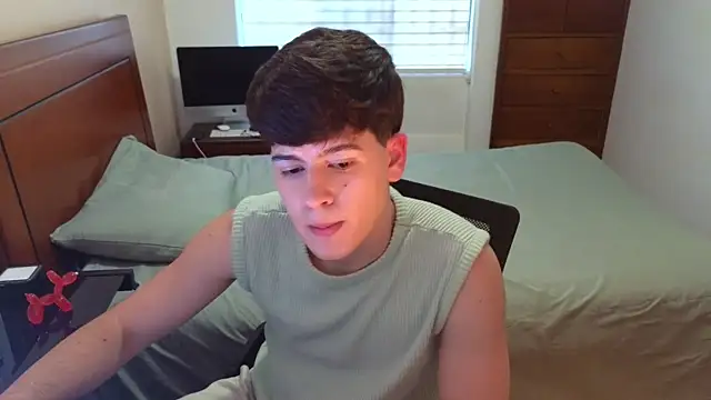 Snapshot of tightncuteass chatting on September 20, 10:21 pm tightncuteass online show from September 20, 10:21 pm
