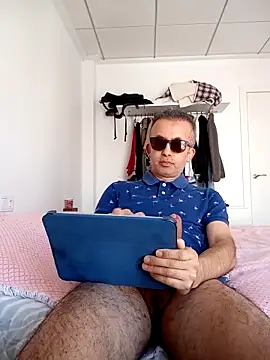 EmilioTaladdro online show from April 27, 11:51 am