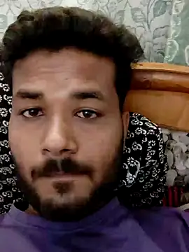 Snapshot of devil_khilesh chatting on September 14, 2:13 am devil khilesh online show from September 14, 2:13 am