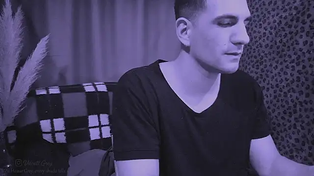 Snapshot of ObeyLust chatting on October 17, 2:37 am ObeyLust online show from October 17, 2:37 am