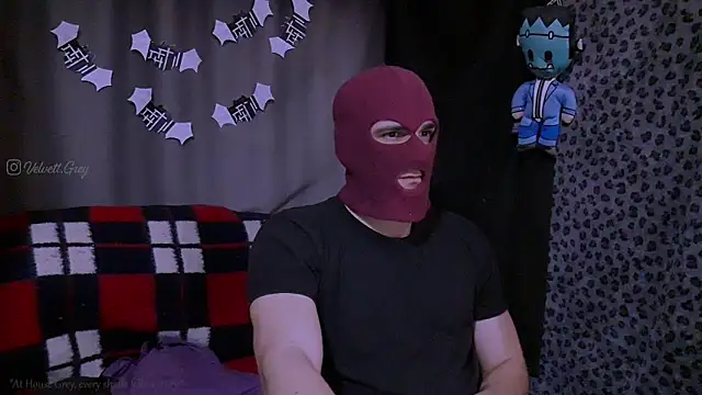 Snapshot of ObeyLust chatting on October 25, 12:23 am ObeyLust online show from October 25, 12:23 am