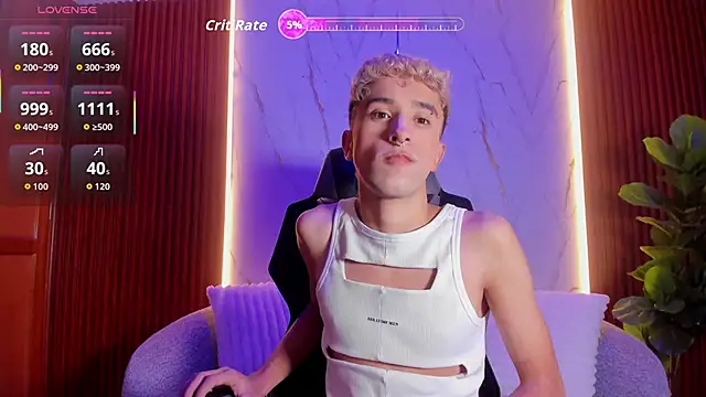 sweetsanti online show from October 13, 12:11 pm