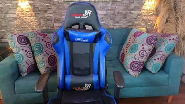 sweetsanti online show from October 24, 8:21 pm