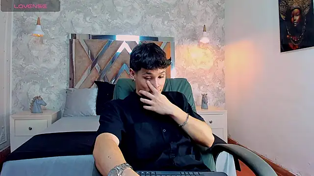 kraven lust online show from December 16, 3:13 am