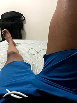 Snapshot of Morenolatino881 chatting on September 20, 9:04 pm Morenolatino881 online show from September 20, 9:04 pm