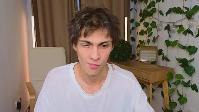 va1ora online show from October 16, 12:24 pm