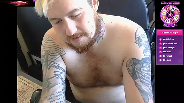 Snapshot of ThatAltGuy chatting on September 25, 9:41 am ThatAltGuy online show from September 25, 9:41 am