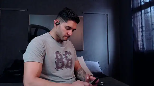 RichardMilleer online show from April 14, 3:11 pm