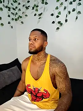 Snapshot of Jay_Jhonson1 chatting on October 25, 2:13 am Jay Jhonson1 online show from October 25, 2:13 am