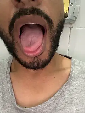 pauzudomoreno1 online show from February 3, 6:22 am