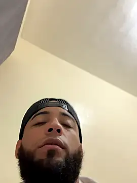 LeoPR00 online show from October 15, 2:46 pm