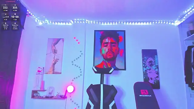 Snapshot of JordanRossie chatting on October 18, 12:26 am JordanRossie online show from October 18, 12:26 am