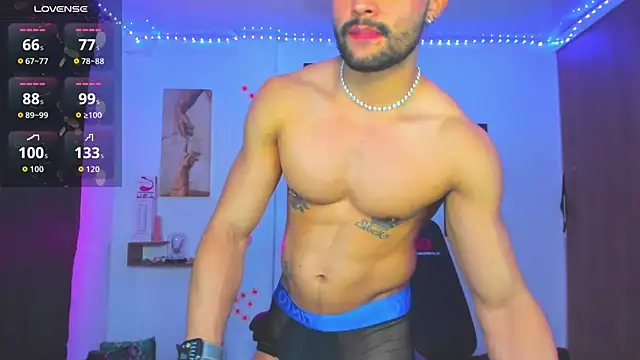 Snapshot of JordanRossie chatting on October 20, 11:19 pm JordanRossie online show from October 20, 11:19 pm