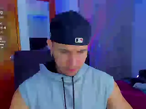  curryboy  online show from September 13, 10:44 pm